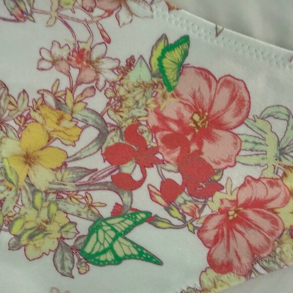 Victoria's Secret Floral Tie Handkerchief Halter & Tie Bottom Bikini Set Size XS - Picture 12 of 12